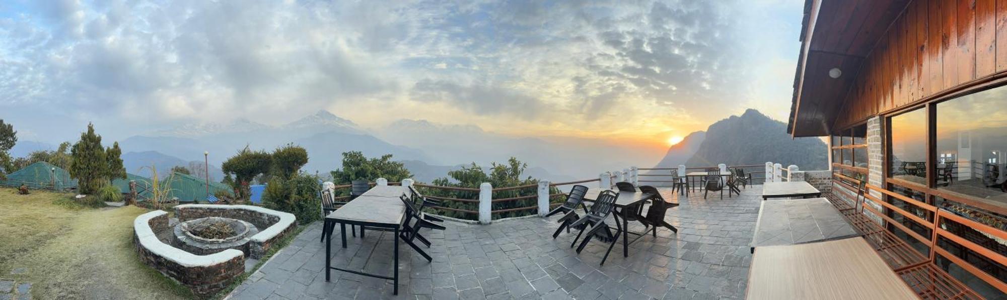 Es Deurali Resort 博卡拉 外观 照片